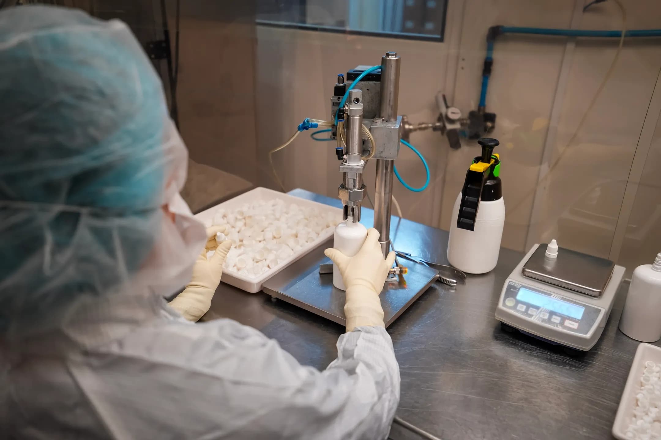 Sterile Abfüllung mit Präzisionswage